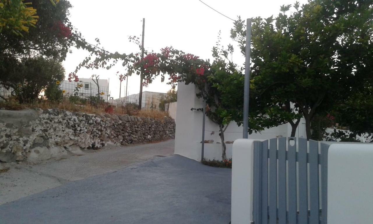 Matilda Milos - Cycladic Living Triovasálos Exterior foto