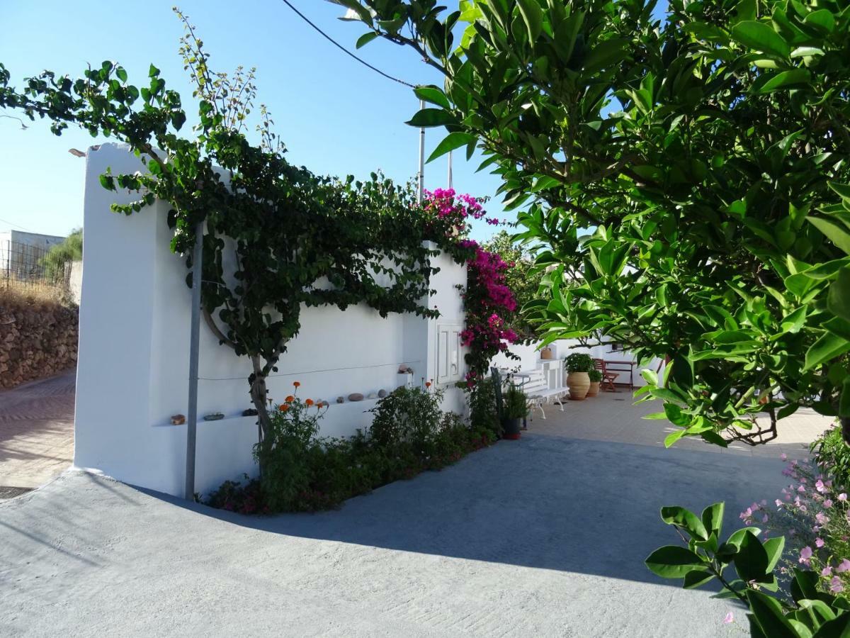 Matilda Milos - Cycladic Living Triovasálos Exterior foto